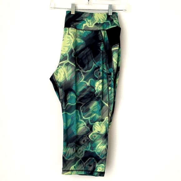 Tek Gear Women's 2X (39x20) DRYTEK Printed High-Waisted Capri Leggings Pockets - Picture 5 of 15